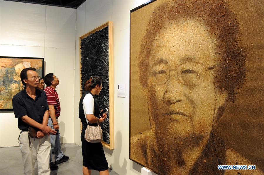 13th China National Exhibition of Fine Arts Opens in Ningbo
